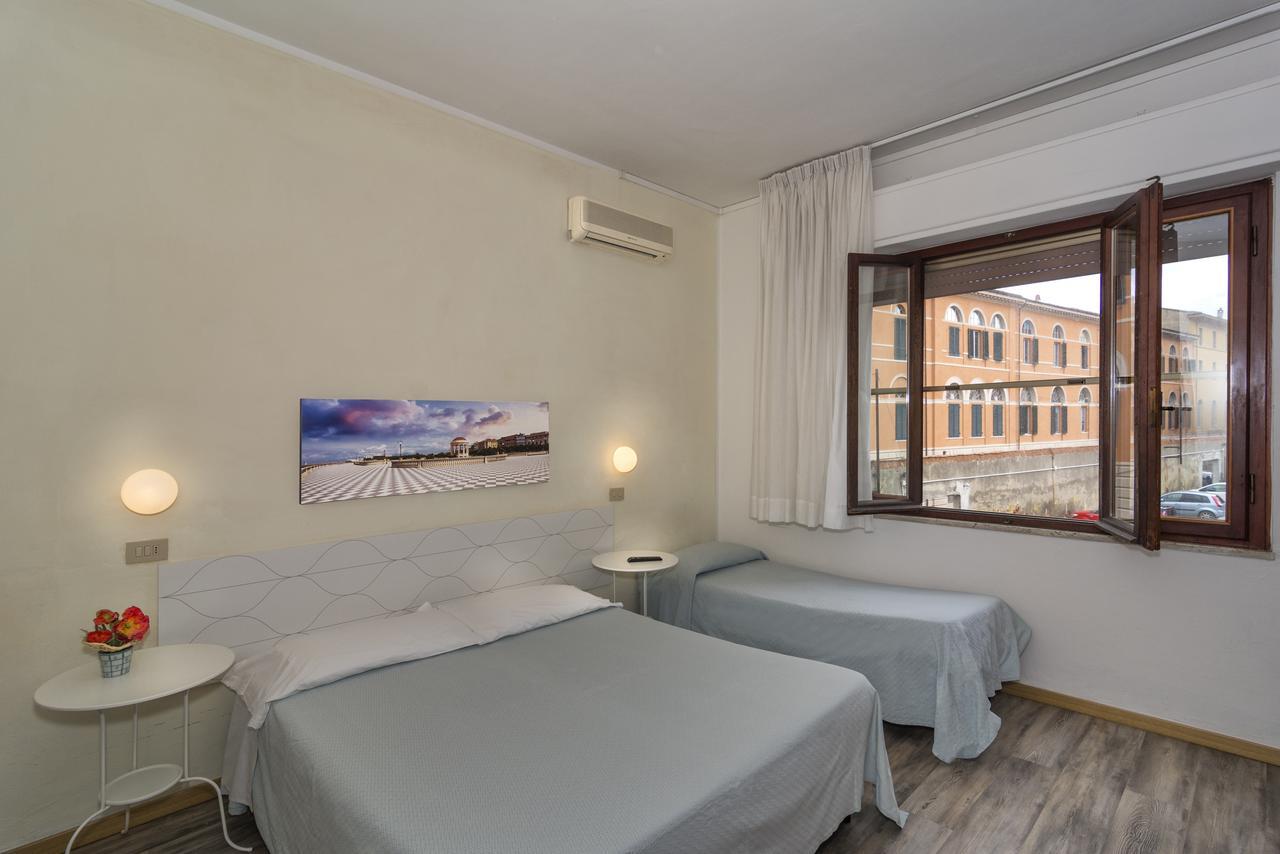 Hotel Cecile Pisa Exterior photo